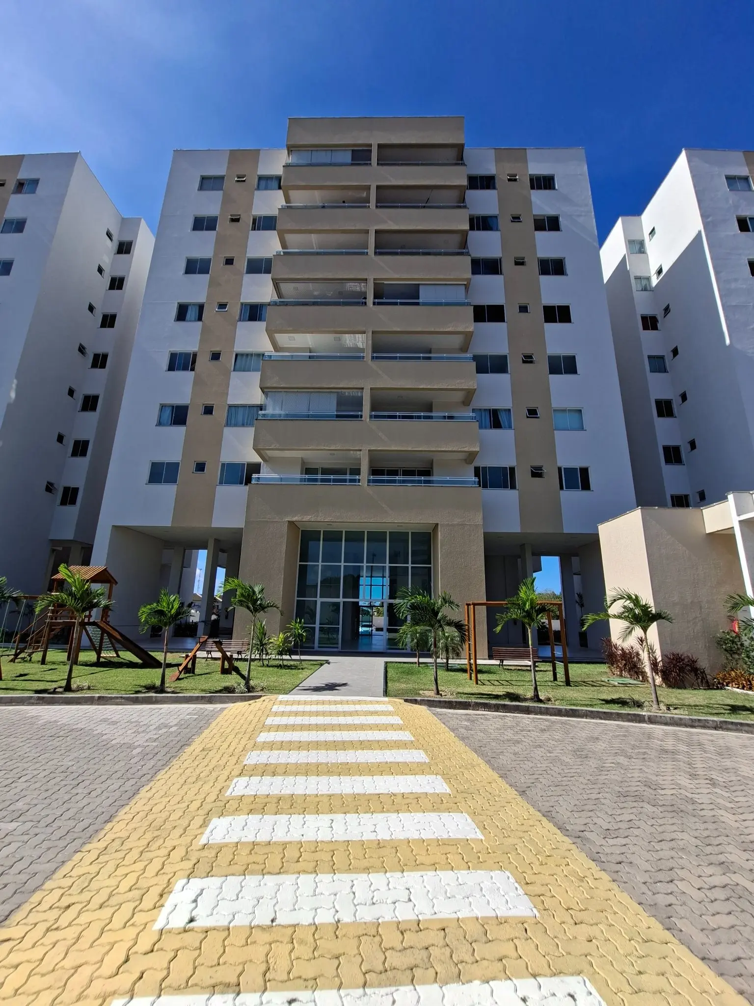 EXCELENTE APARTAMENTO NO CENTRO DO EUSÉBIO